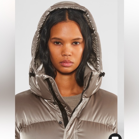 The Super Puff™ - Liquid Shine - Picture 5 of 7